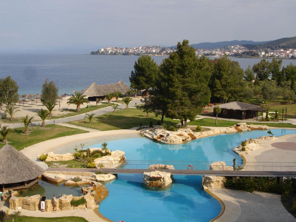 Hotel Porto Carras Sithonia à Neos Marmaras Extérieur photo